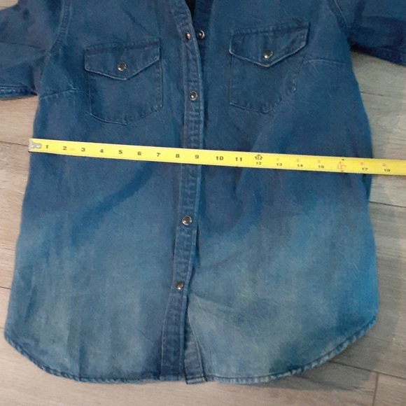 GAP 1969 blue jeans button up - Picture 10 of 11